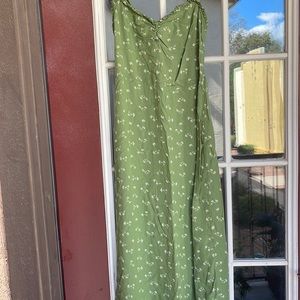 Tie strap midi green sundress with white floral detail